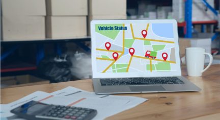 How Logistics Route Optimization Software Transforms E-commerce Delivery Systems