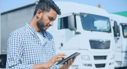 Trucking Dispatch Software vs. Traditional Methods: Why Upgrade Now?