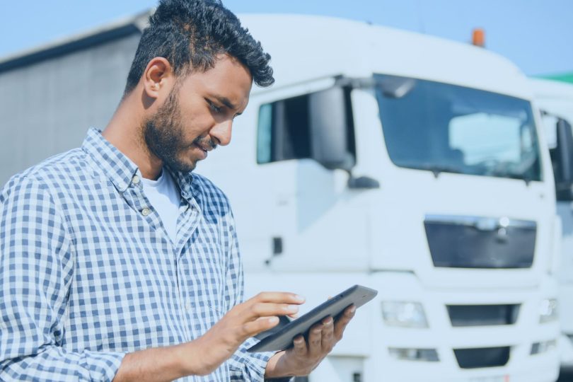 Trucking Dispatch Software vs. Traditional Methods: Why Upgrade Now?
