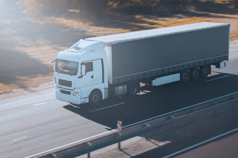 How Trailer Tracking Solutions Can Safeguard Your Assets