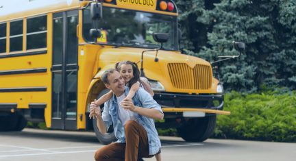 How to Choose the Right Student Transport Vehicle Monitoring System for Your School?